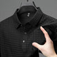 👔✨ Chemise Homme Texturée à Manches Courtes – 50% DE RÉDUCTION ! Texture moderne, coupe décontractée, tissu respirant – parfaite pour le travail & le week-end. 🔥💨