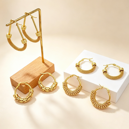 Boucles d'oreilles créoles texturées pour femme
