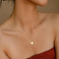 💎 PROMOTION LIMITÉE -50% ! 💥 Collier Chaîne Micro Pavé Lettres en Forme de Cœur – Pendentif Initial, Acier Titane, Ajustable ✨